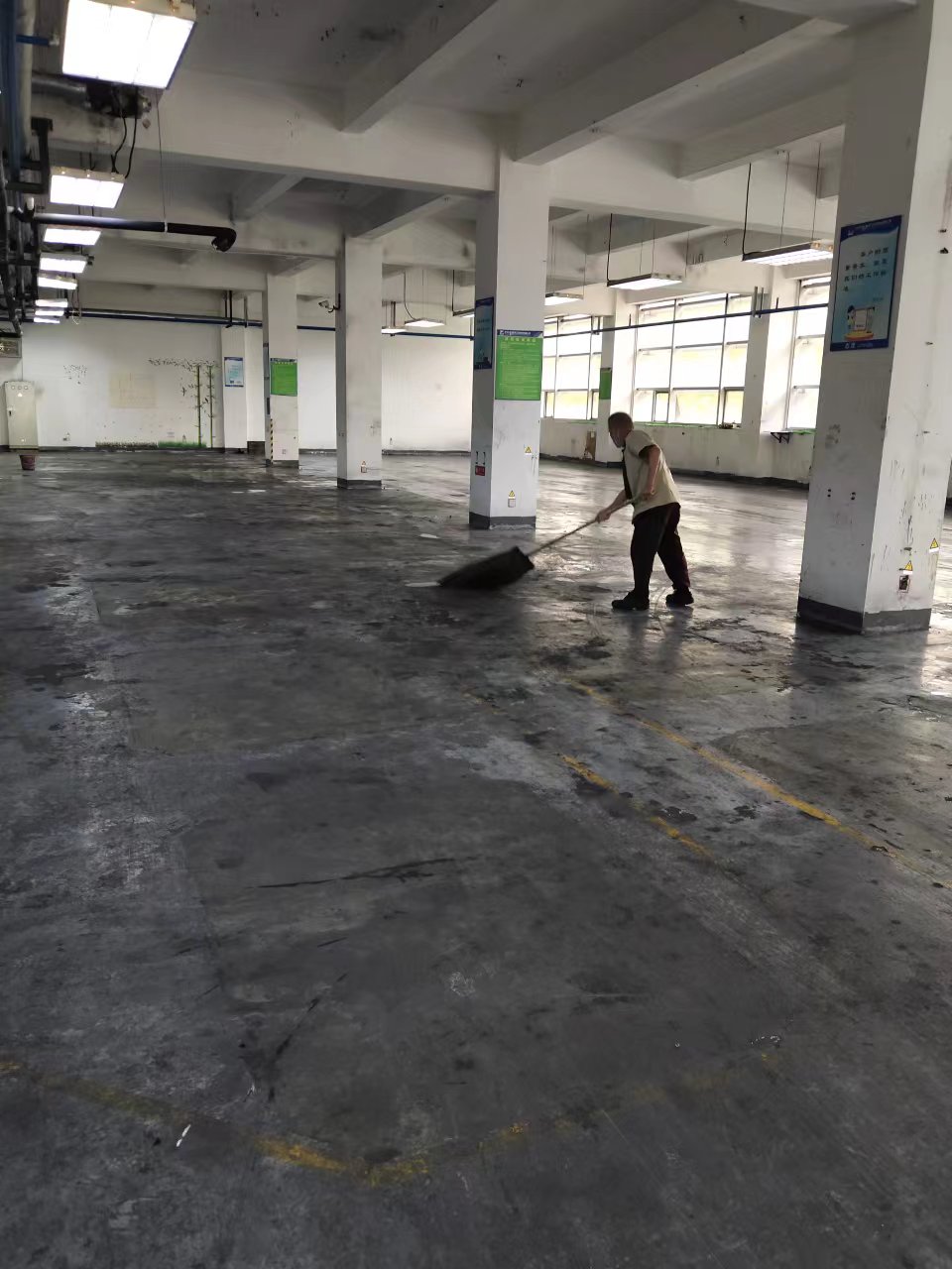厂房地面清洁